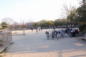 樟葉 中央公園 広場